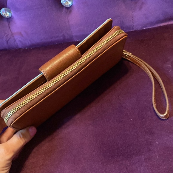 Brand new Fossil Madison zip clutch in multicolored leather  😍😍😍 - Picture 6 of 14